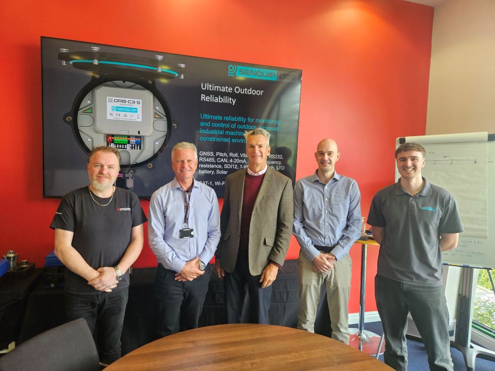 Senquip CEO, Norman and the team at Hydrotechnik UK
